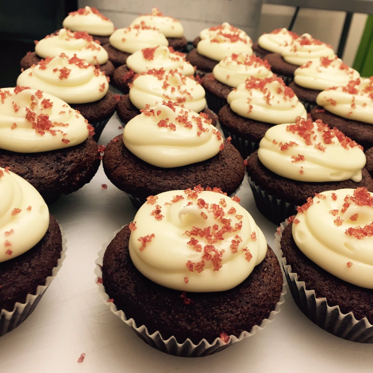 GWESTCOMMUNITY's tweet photo. Millie's been baking! #RedVelvet https://t.co/4zUYAJCG2D