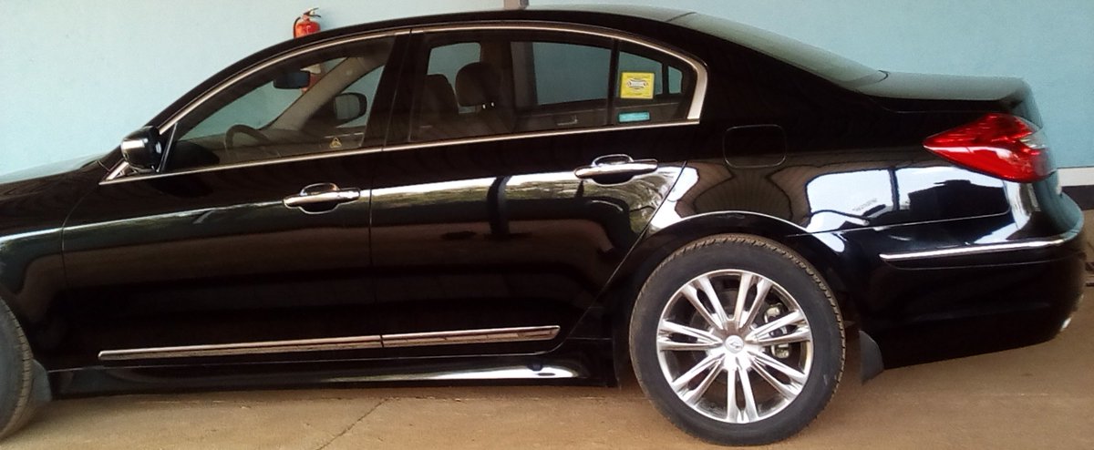 KoreMotorRwanda's tweet photo. Buy your dream vehicle,  model #Hyundai #Genesis 33, a #VIP motor vehicle. Made #in2013. #Automatic Transmission. please call +250788547719 https://t.co/XM39TW912c