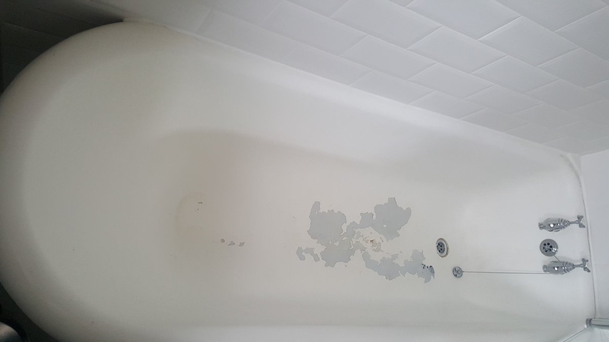 PerfectBaths's tweet image. Working in Bournemouth, customer very happy with the finished result. Before and after photos.