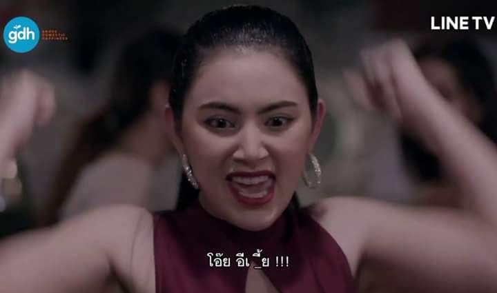 nuttbeerr's tweet photo. อยากเล่นด้วยแต่เสือกโง่ #จงนําชื่อเพลงมาเขียนโค้ด https://t.co/wiq3tVifLA
