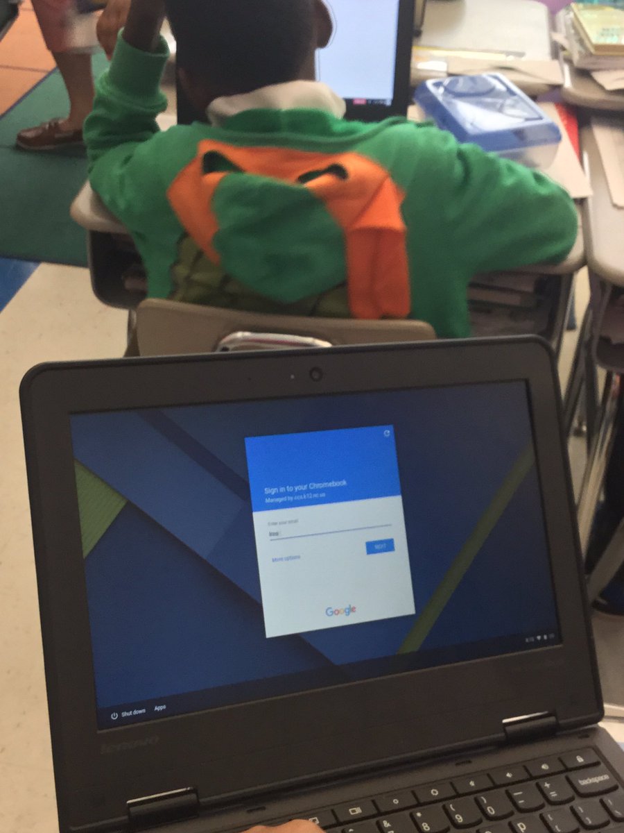 LakeRimElem's tweet photo. LRES 1st &amp; 3rd grades using Google Classroom and Plickers @jlg523 @ndnred @dcwnbct @TPerry126 
@CumberlandCoS @CCSTechCamp #icccs #ncdlday https://t.co/9XzLshdMo8
