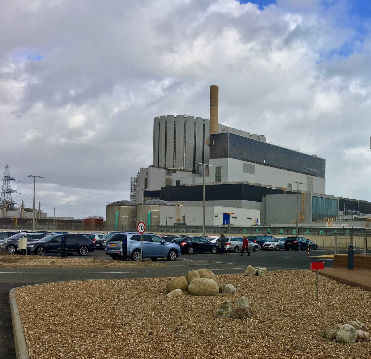 PHMBSc's tweet photo. Great morning at #Dungeness B nuclear power station! Learnt a lot about the safety management culture at @edfenergy. ⚡️🔬🏭 https://t.co/asrxejKiKU