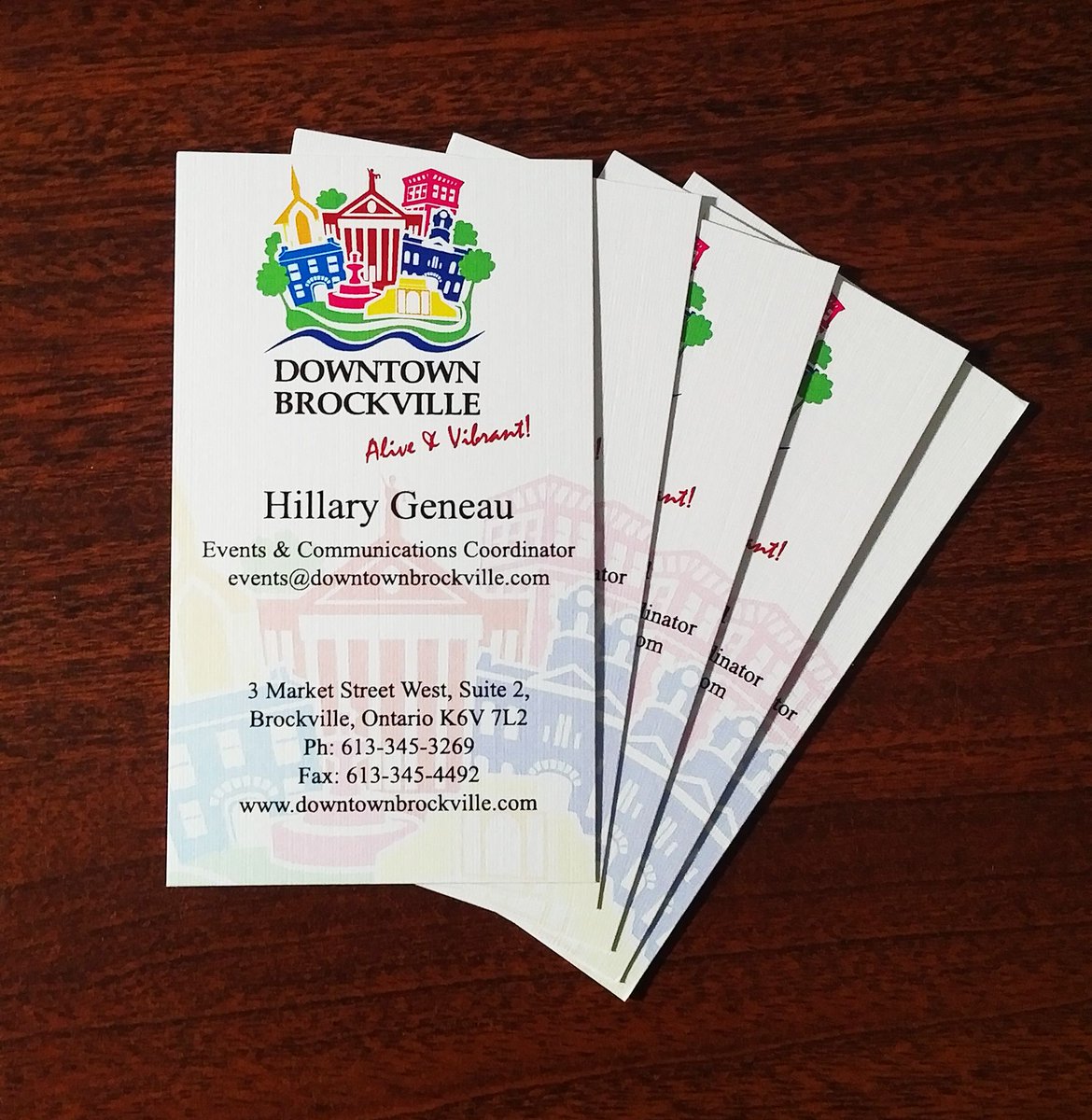 colemediaottawa's tweet photo. #BusinessCards done for the Town of Brockville. #ColeSolutions #fancy #businesssolutions https://t.co/yo3N7OgxEk