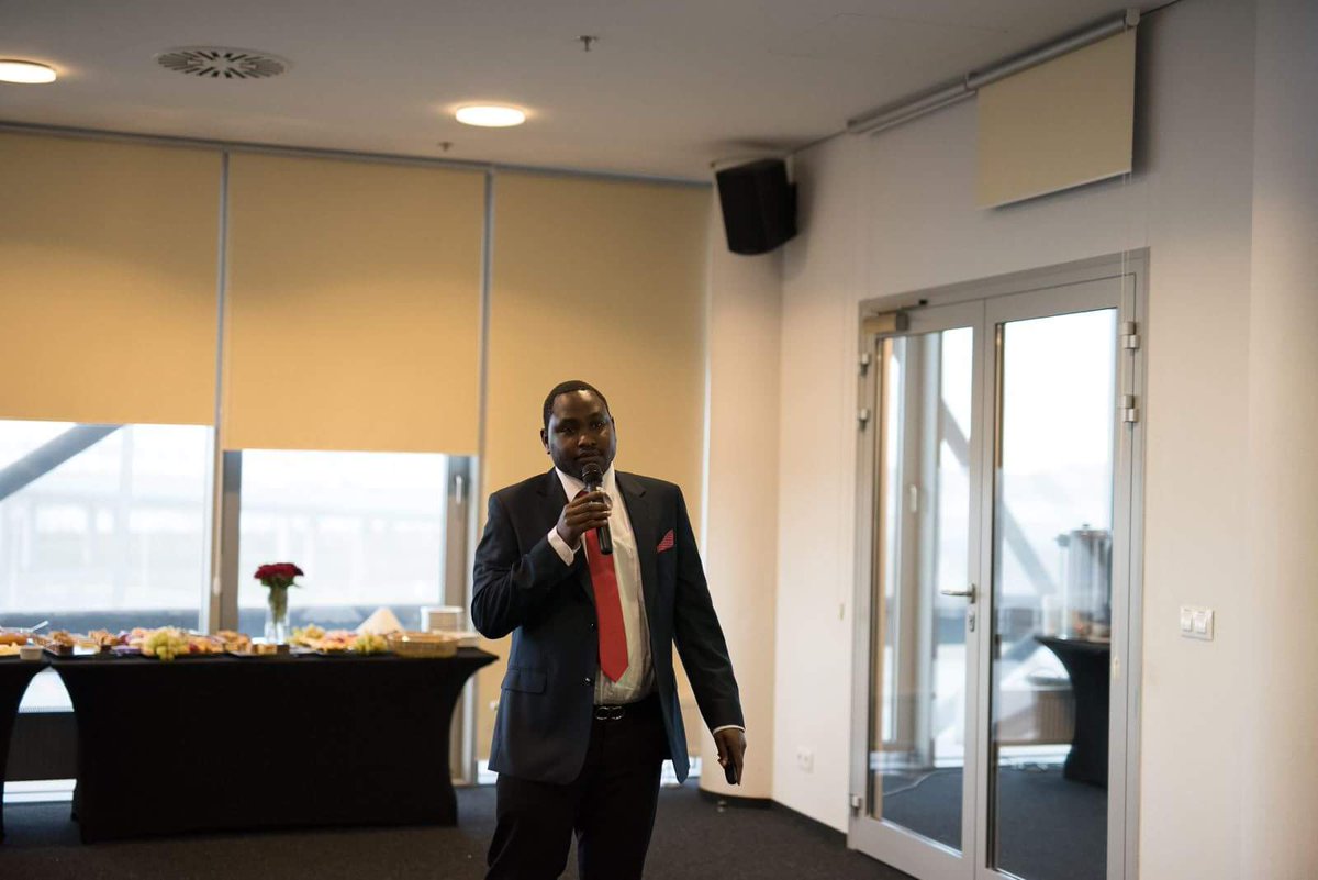 P_Dusabe's tweet photo. @DIGwro Presentation abt #Rwanda and #EAC market in Business Brkfst meeting #wroclaw @GainInvest @ButeraJabo https://t.co/iSQpzw7bJi