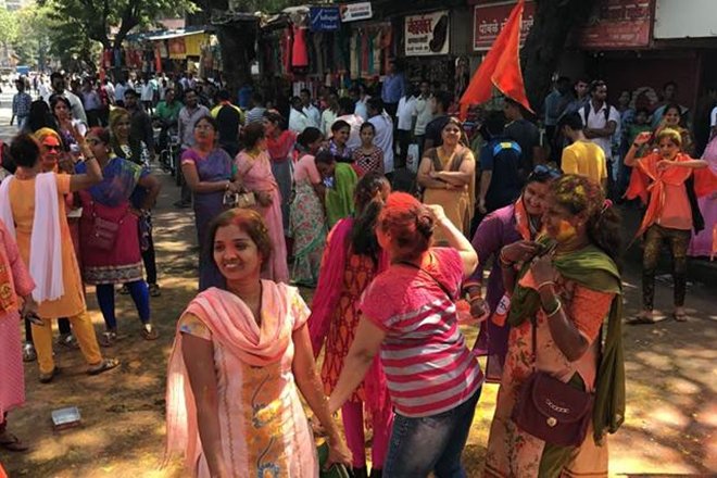 FinancialXpress's tweet photo. BMC Results Live: #BJP’s #AtulShah wins ward no 220 by lottery after tying with #SurendraBagalkar after recounting
https://t.co/1rnrh2TzOB https://t.co/PVLORhQGO0