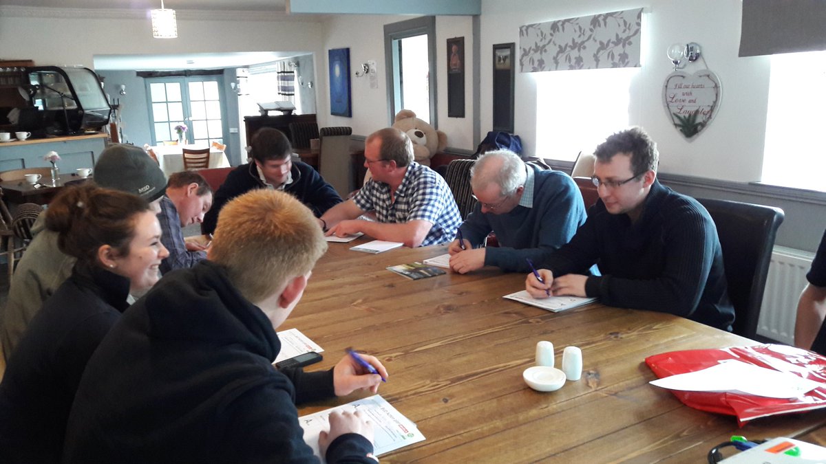 GVFarmVets's tweet photo. Great workshop yesterday with some of our farmers and vets looking at how to tackle BVD on their farms! #bvdfree #teamwork https://t.co/HltfyGaqoG