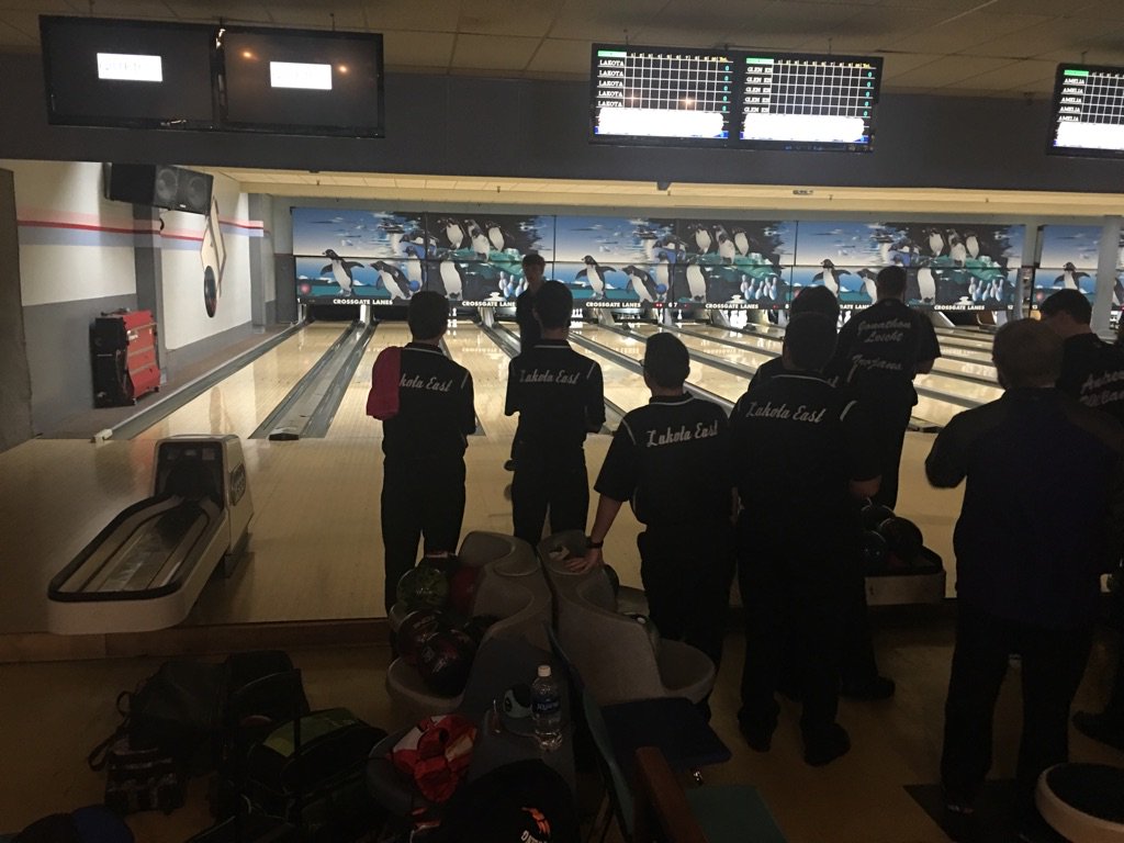 EAST_HAWKS's tweet photo. Good luck to the Boys Bowling Bowling Team today as they compete in the Sectional Championships at Crossgate Lanes https://t.co/wYBwqNBwPp