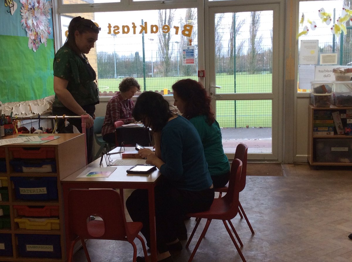 MarcWithersey's tweet photo. @ncampbell250 and I are working with Rushcliffe Learning Alliance schools this afternoon. Engaging the Reluctant Speaker #nottinghamrtc https://t.co/7rPblLmELp