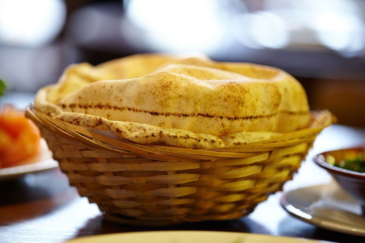 MaroushBakery's tweet photo. We might not have toast but we've got one better, freshly baked #Khobez (#Lebanese flat bread) made just for you. #NationalToastDay https://t.co/hLKQHPGNlE