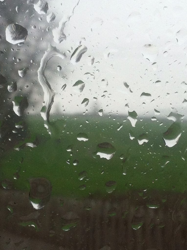 equestrianindex's tweet photo. Great view of the welsh mountains this afternoon! #stormdoris #whereswales https://t.co/jcBGZF2DGj