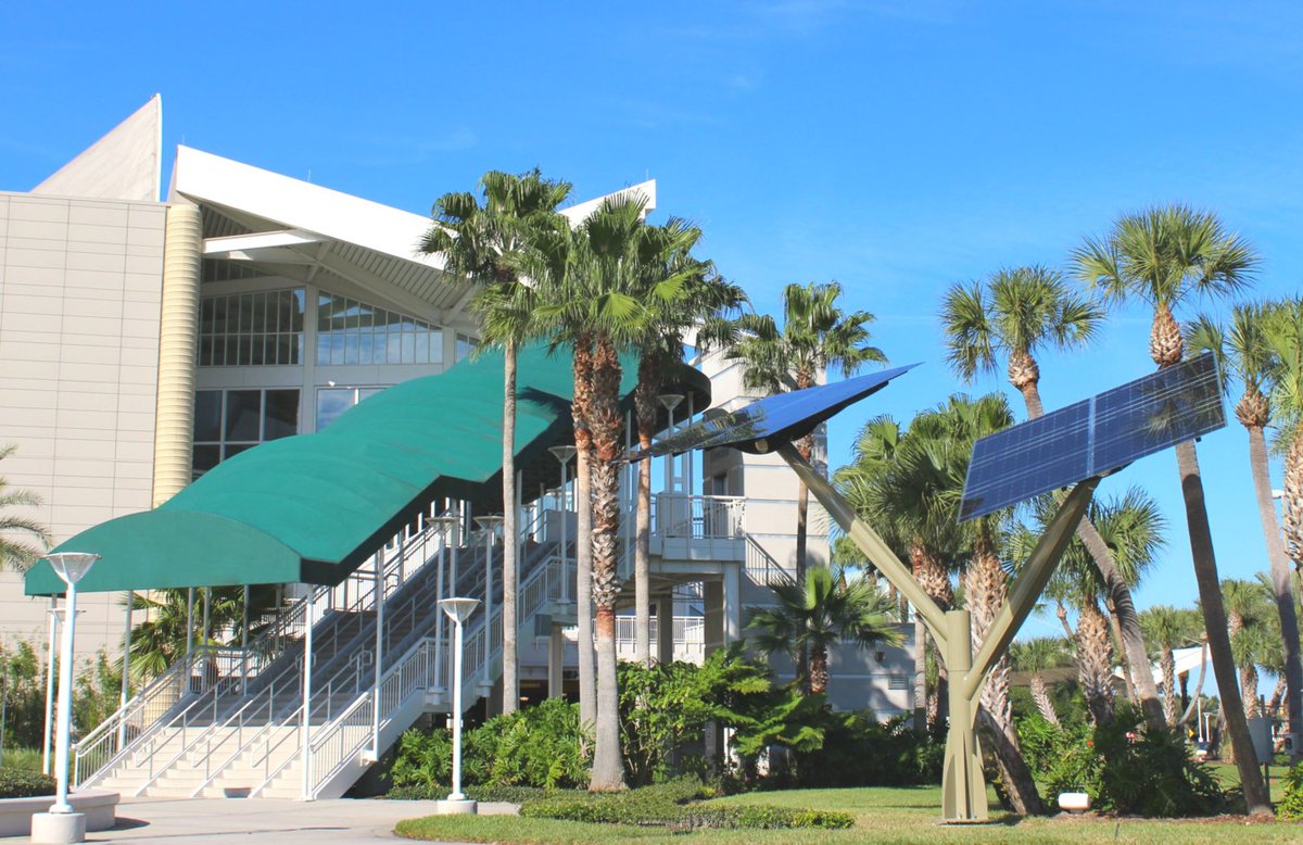 SuperiorSolar's tweet image. #TBT to becoming Spotlight Solar Certified Integrators! We've been able to work on some pretty awesome #SolarTrees! superior.solar/2kR4qbf