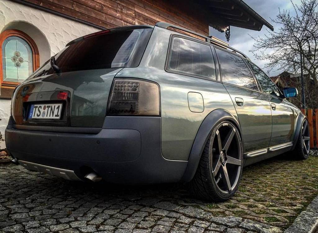 Camp_allroad's tweet photo. That's one low #highlandgreen & we like it | Owner @jagamiche | #campallroad #Audi #Audif… https://t.co/azIm5r4z8q https://t.co/GOc9XgCEgN