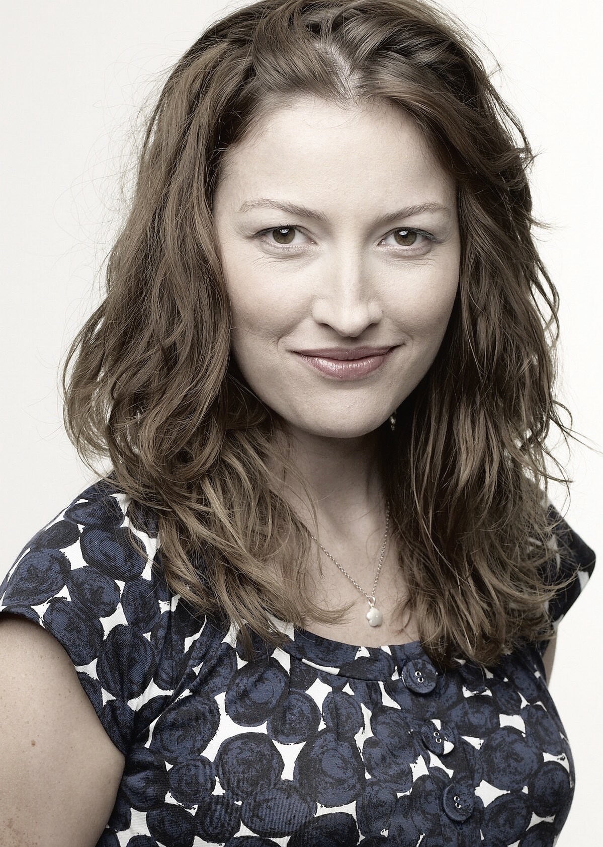    Happy birthday to the amazing Kelly Macdonald! ¡Feliz cumpleaños 