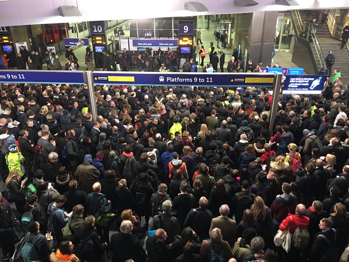 dan_sayer89's tweet photo. Look at the fun #stormdoris is causing at #KingsCross https://t.co/ahqKSYCwdT