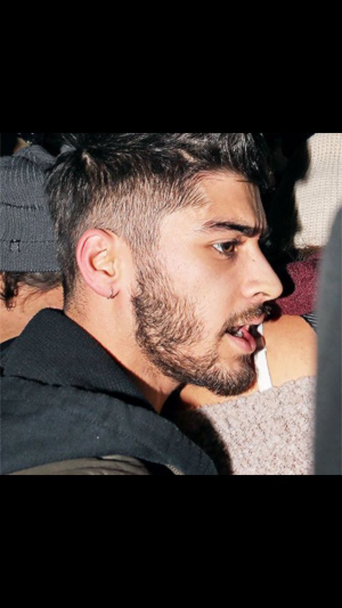 zjmtaylors's tweet photo. ZQUAD VOTE ATTACK
FOLLOW THE INSTRUCTIONS ON THE PICTURE
#PillowTalk #BestMusicVideo #iHeartAwards #GetRyleeToEllen https://t.co/sb0ZHNDOxj