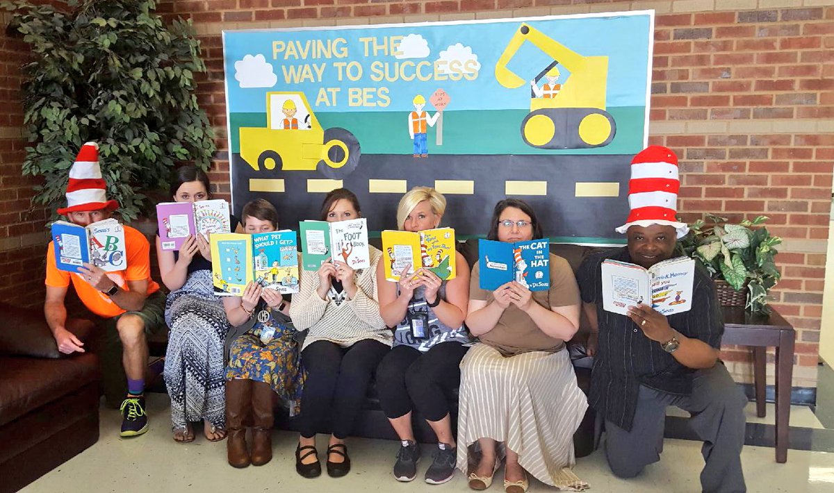 LauraMcElroy1's tweet photo. #BESfabfeb Ready for Read Across America Week https://t.co/BSWxU7RsGW
