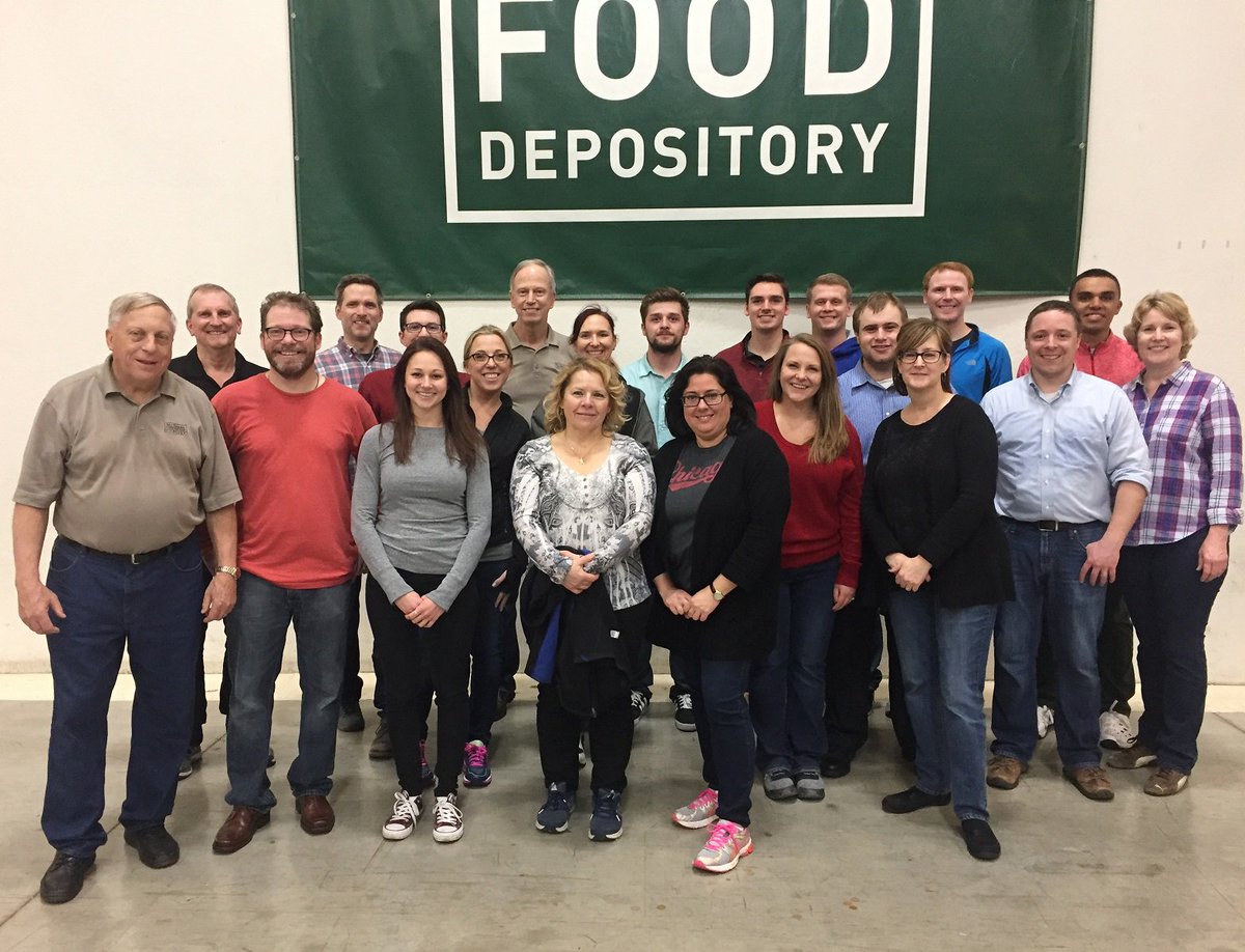 McShaneTweets's tweet image. #MCC packaged 7,011 lbs of pasta last night for delivery to food pantries today thx to the @FoodDepository. Great work by all! #MCCommunity