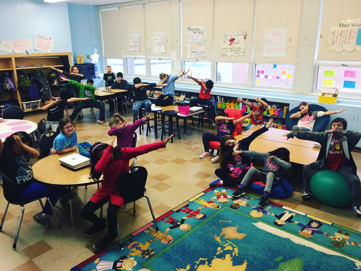 Flexible seating transformation! Our classroom is more PBL &amp; STEM friendly &amp; we LOVE it! <a href="/WashEdison/">Washington Elem</a> #edisonk12 @TaraBeams629 thank you!