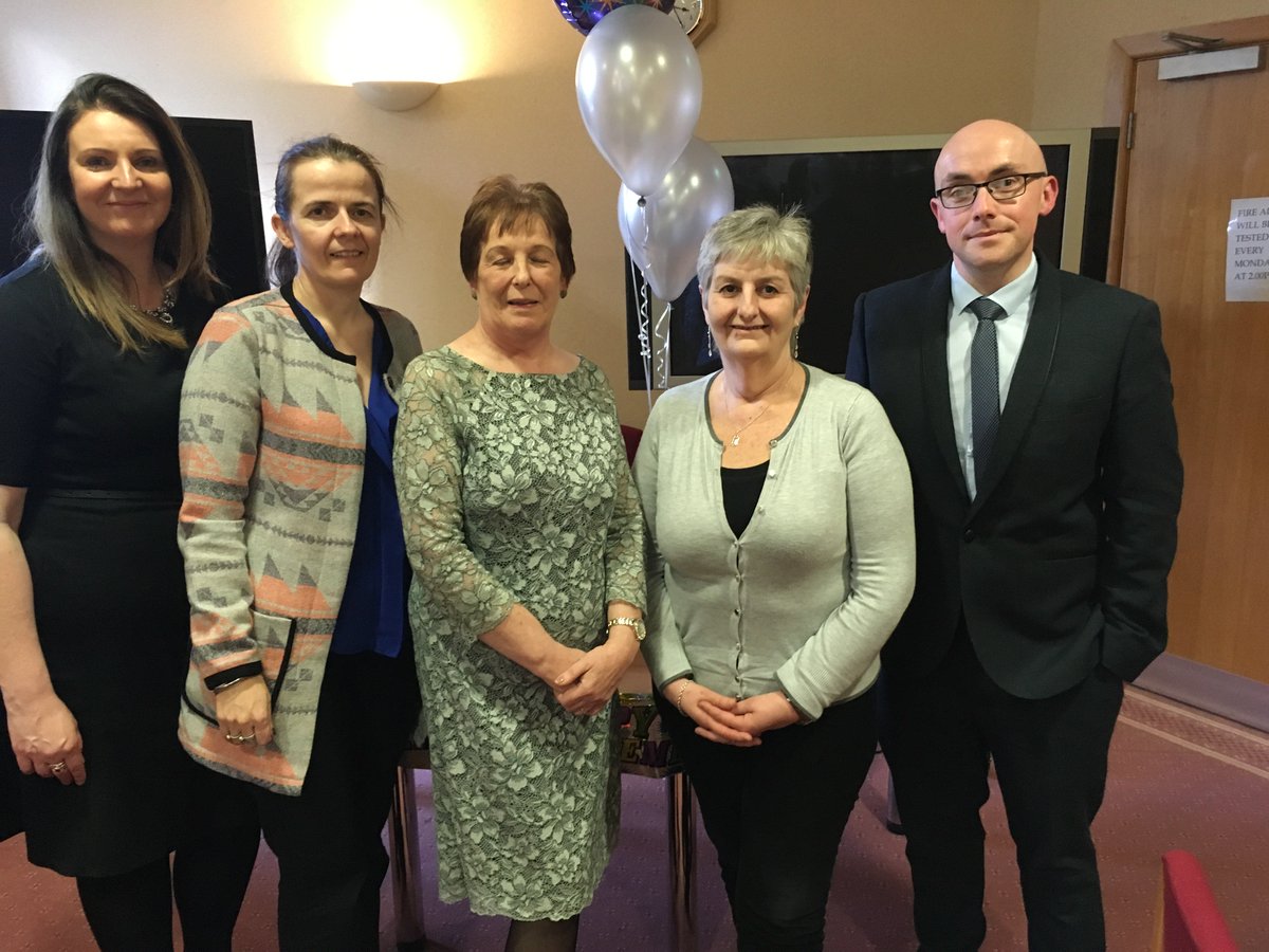 cypsp's tweet photo. Sure Start Managers and staff from Blossom Sure Start celebrate Mairead Abraham's retirement 🎉 Good luck from all ❤️😘 https://t.co/vxrTT9F42J