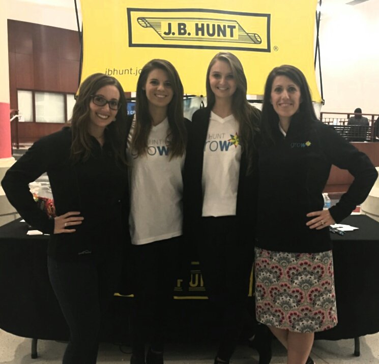 JBHuntGROW's tweet photo. GROW was able to represent JB Hunt at the Springdale Career Fair yesterday! Thanks for having us, @sdalebulldogs https://t.co/bXcejyVKmW