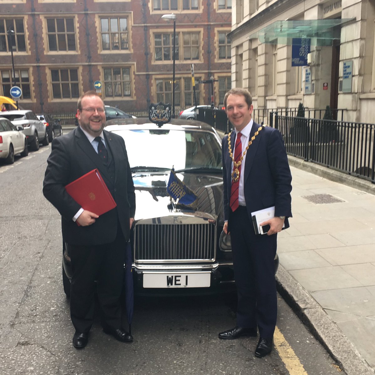 TempleFarringdn's tweet photo. Lord Mayor of Westminster and #FarringdonWithout constituent Steve Summers (@sw1_london) with @edwardlord in Chancery Lane this afternoon https://t.co/I1wKmOhfM6