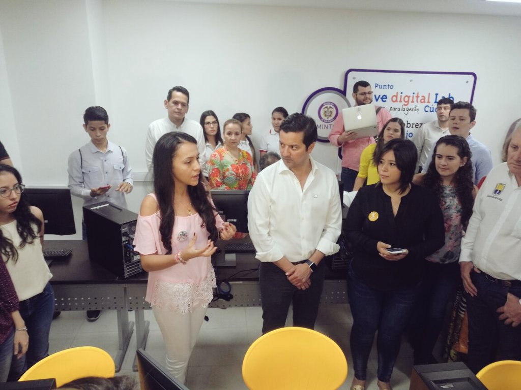 TeTengoPresente tweet media