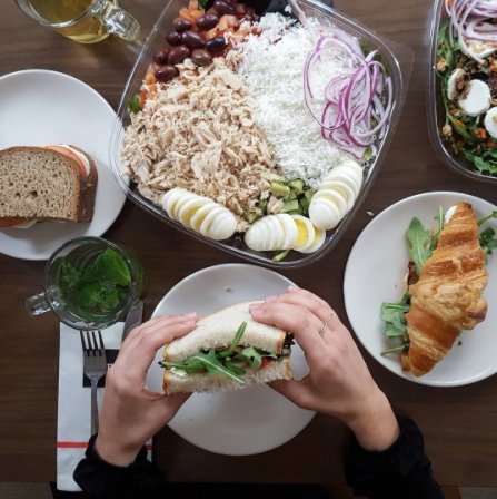 GrabbMobile's tweet photo. What's for lunch? @aromaespresso #WithGrabb | π·: food.diva https://t.co/jg0eopaWXd