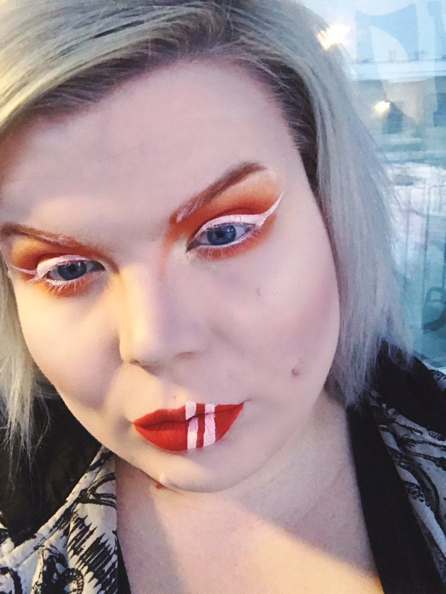 notgomen's tweet photo. #50DaysOfMakeup Rammstein - Reise, reise https://t.co/NIG1DQ6MLC
