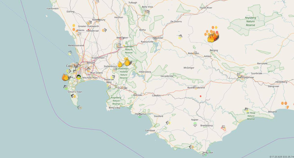 vwsfires's tweet photo. INFO: Number of large wildfires currently: #HoutBayFire, #KylemoreFire, #LamotteFire, #RobertsvleiFire, #BergsigFire & new ALERT #Bothmaskop https://t.co/mIvsAV0xqO
