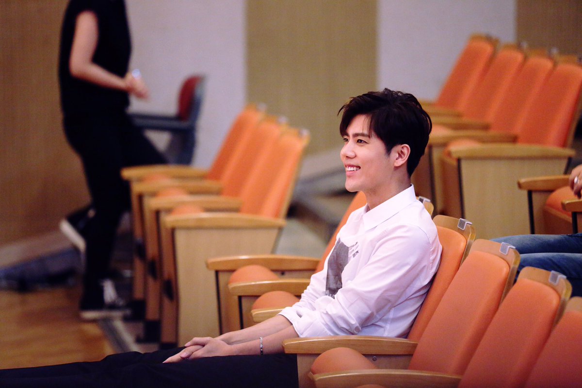 star_ss501's tweet photo. HAPPY BIRTHDAY , 규종 💕

오늘은 그 누구보다 세상 제일 행복하게 
즐거운 시간 ,
좋은 추억 만들길 바랄게요 💐

생일 축하해요 🙂

#김규종 #더블에스301 #HappyKyuJongDay #고마워 https://t.co/GORHY2bGTY