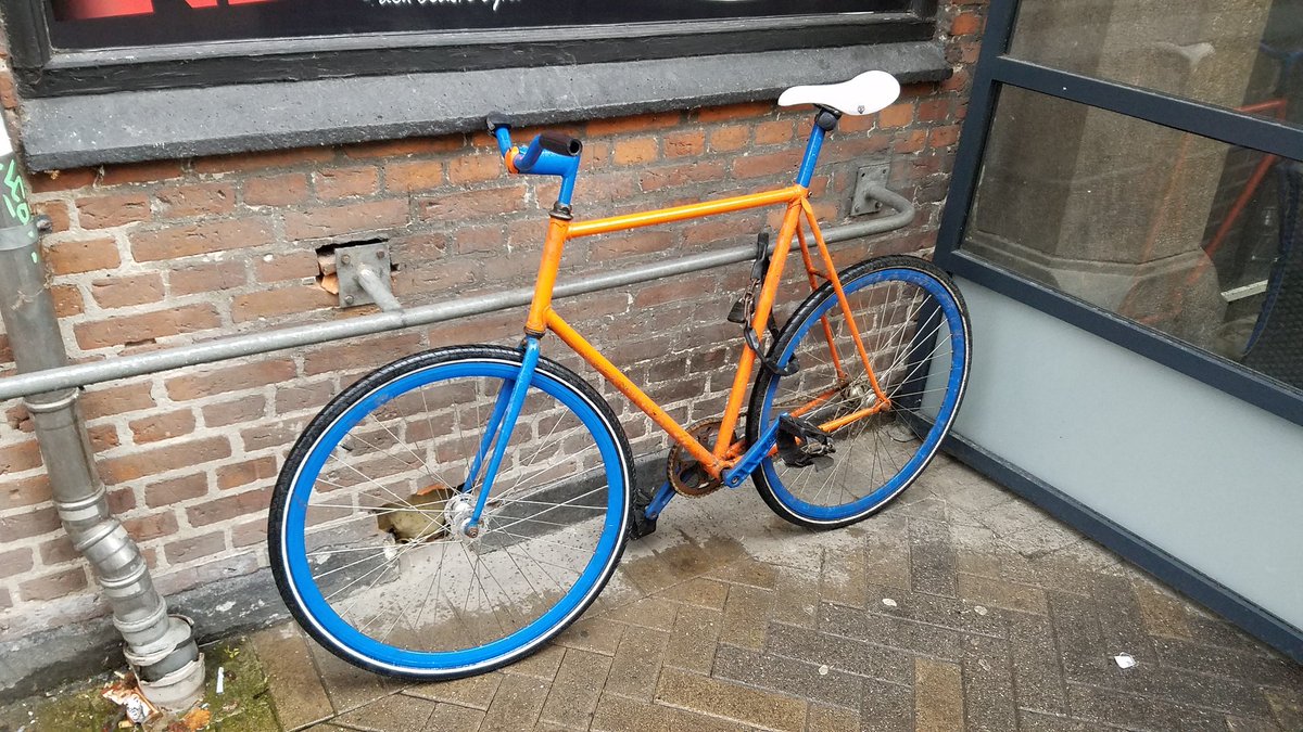 MPH_Soroe's tweet photo. Even Odense #bleedsorange! #MPHtoDenmark https://t.co/4ArKvu915u