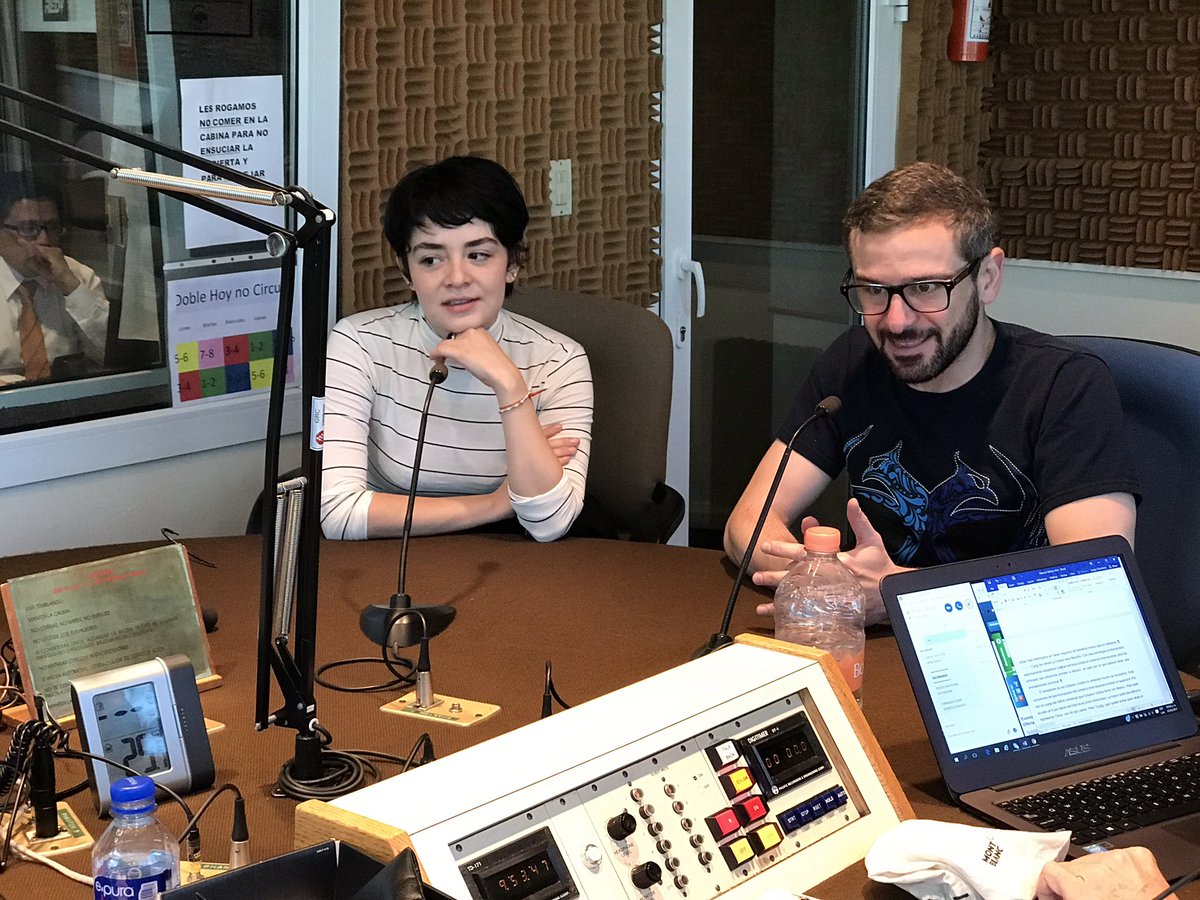 laoctavadigital's tweet image. @FernandaTosky y @luisromano1 en #Escenarios #RedFM921 hablan de #RotterdamMx con @EDOGARUM y @SergioyLupita