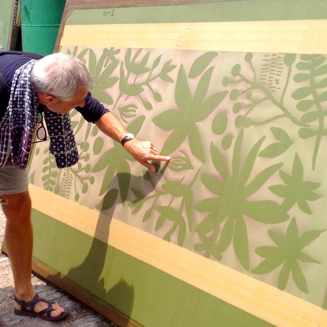 EPICE summer 2017 — Work in progress. Checking screens. — #epice #epicedesign #scarf #newco #workinprogress #backstage #secretsoffabrication