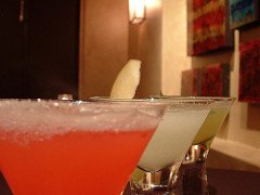 OnlyinNorthants's tweet photo. CLASSES: Cocktail masterclasses are available at the @BarSazerac for £25, fancy learning something new? #OiNclasses https://t.co/naKzdBzPpN