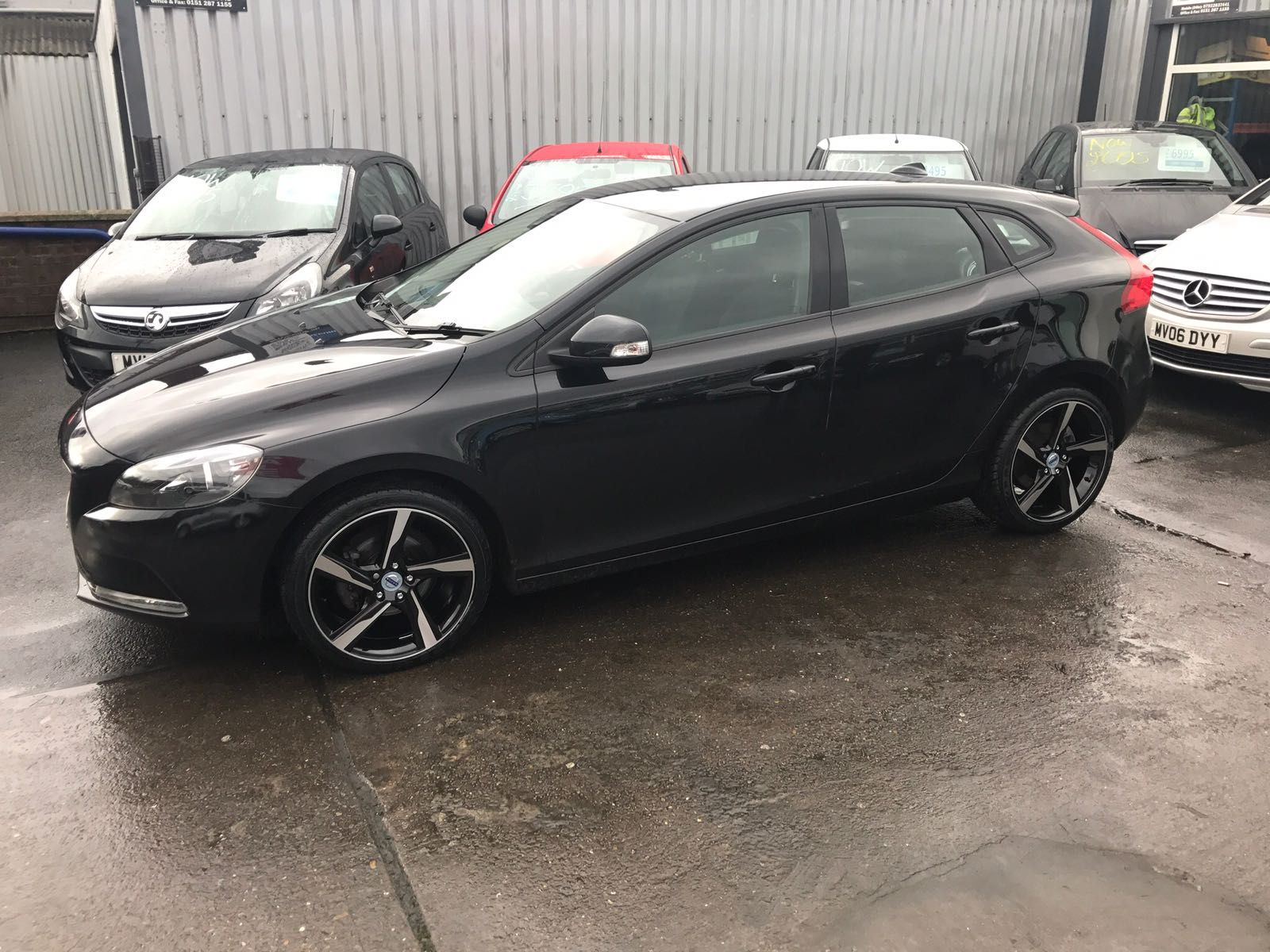 Volvo v40 2024 19 inch wheels