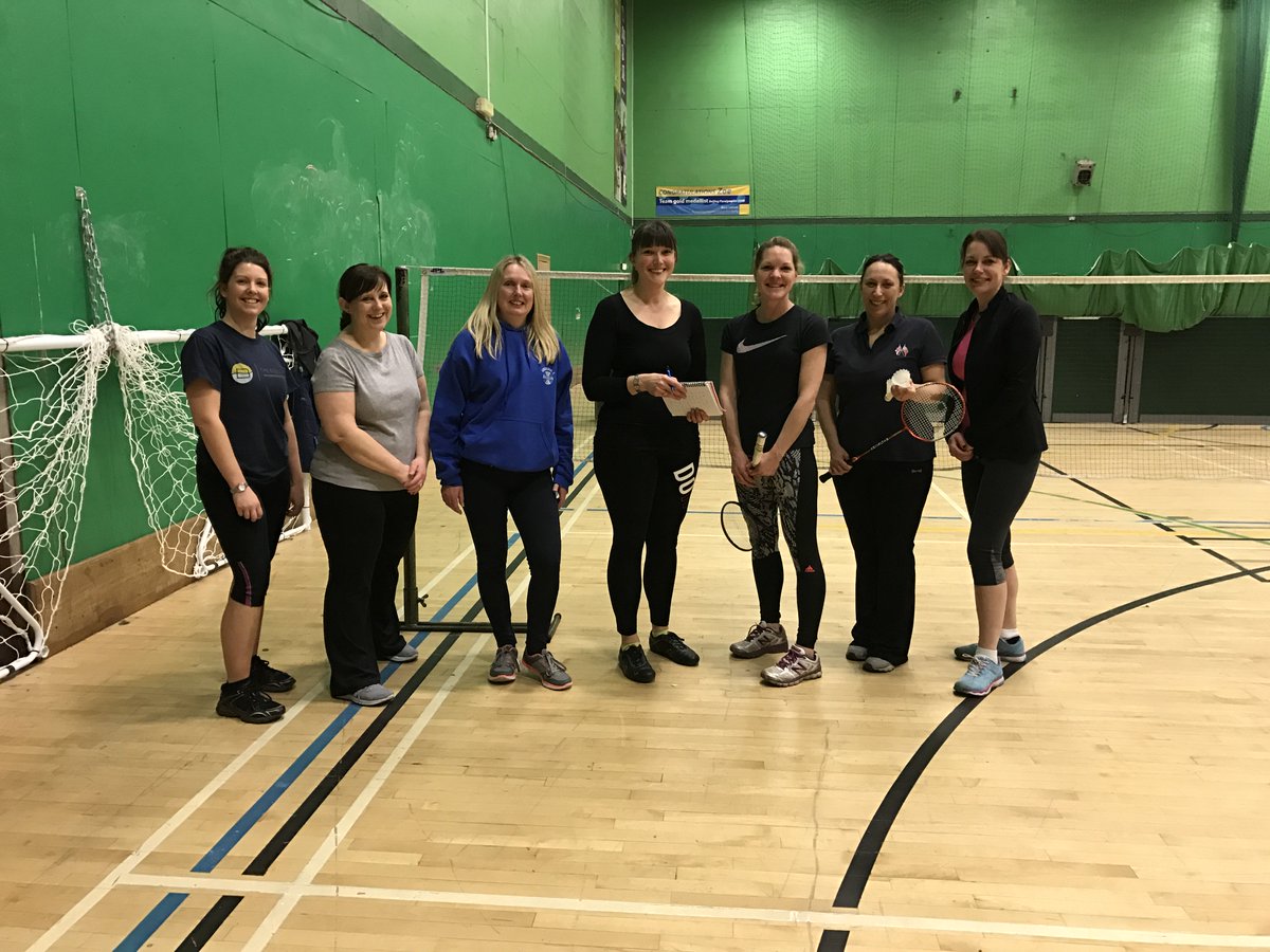 brangywjfc's tweet photo. 4th session - Competitive Badminton ! Lots of fun ! Well done everyone ! #TryYourKitOn project @I_will_if @I_will_if @BuryBePartOfIt https://t.co/xgWZ2lx9IW