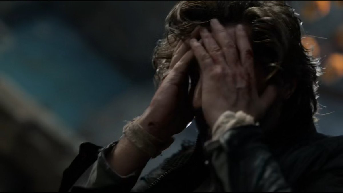 quietgrandeur's tweet photo. Marcus Kane when his children are hurt and he thinks it's his fault
 3x16 | 4x04 https://t.co/YO7qIFh0xO
