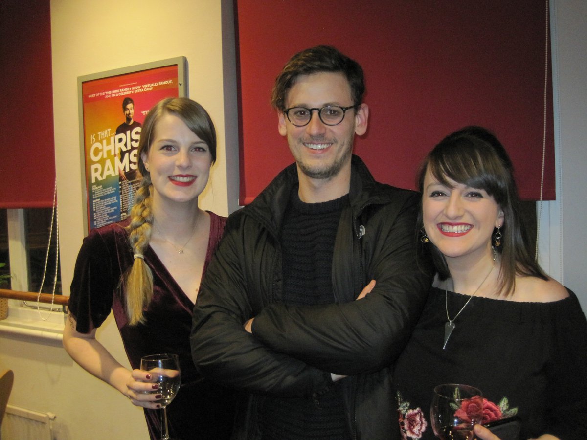 EverymanFriends's tweet photo. More ETA hobnobbing with Hason Dixon, fresh from a fab performance on Opening Night of #APassionateWoman @Everymanchelt #JoinETA #ETAevents https://t.co/smLG5Z8dPK