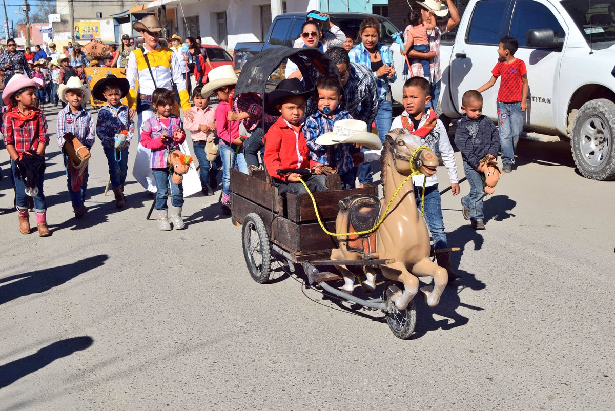 Gabyoss's tweet photo. Festejan Jardines de Niños en #Nava el #216Aniversario con #MiniCabalgata ¡Todo un éxito!@julyo15 @SEDUCOAH @DRNAVAC @rubenmoreiravdz https://t.co/oB6m2Lpcy2