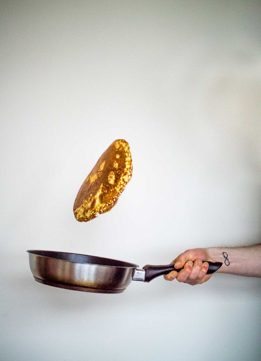 discoverdelicio's tweet photo. Coming tomorrow: Indian spiced pancakes!!
#vegan #pancakes #flippinpancakes #foodphotography #recipe #actionshot https://t.co/SZzhwU57hz