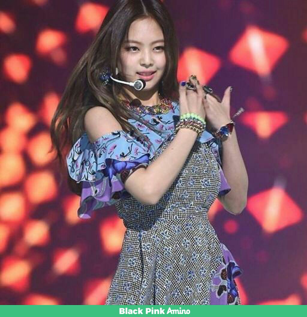 NyAppyMiku22's tweet photo. #JENJEN #Jennie #BLACKPINK #BLINK #200DayswithBLACKPINK #200DAYSSINCEDEBUT #BLACKPINK_with_200Days #BlackPinkInYourArea #YG https://t.co/SqXPZ6WO1A