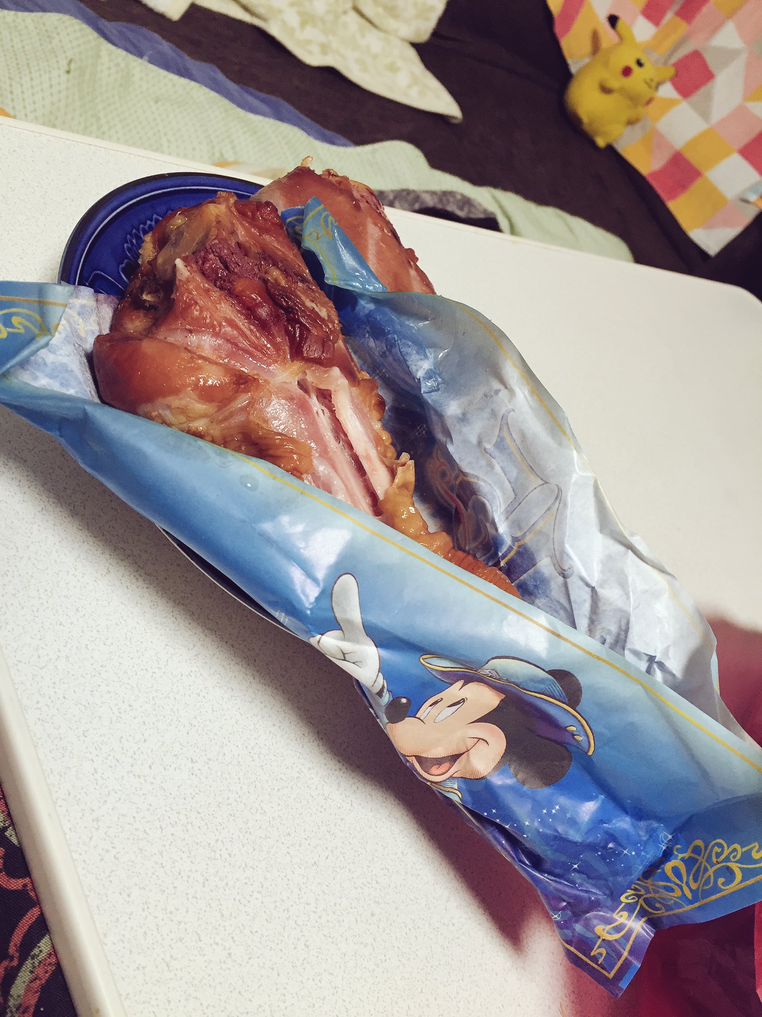 さかべ こんな時間にディズニーシーのターキーレッグ 2ってどんな夕飯 笑 美味しい 笑 T Co Jh3ks6spzi Twitter