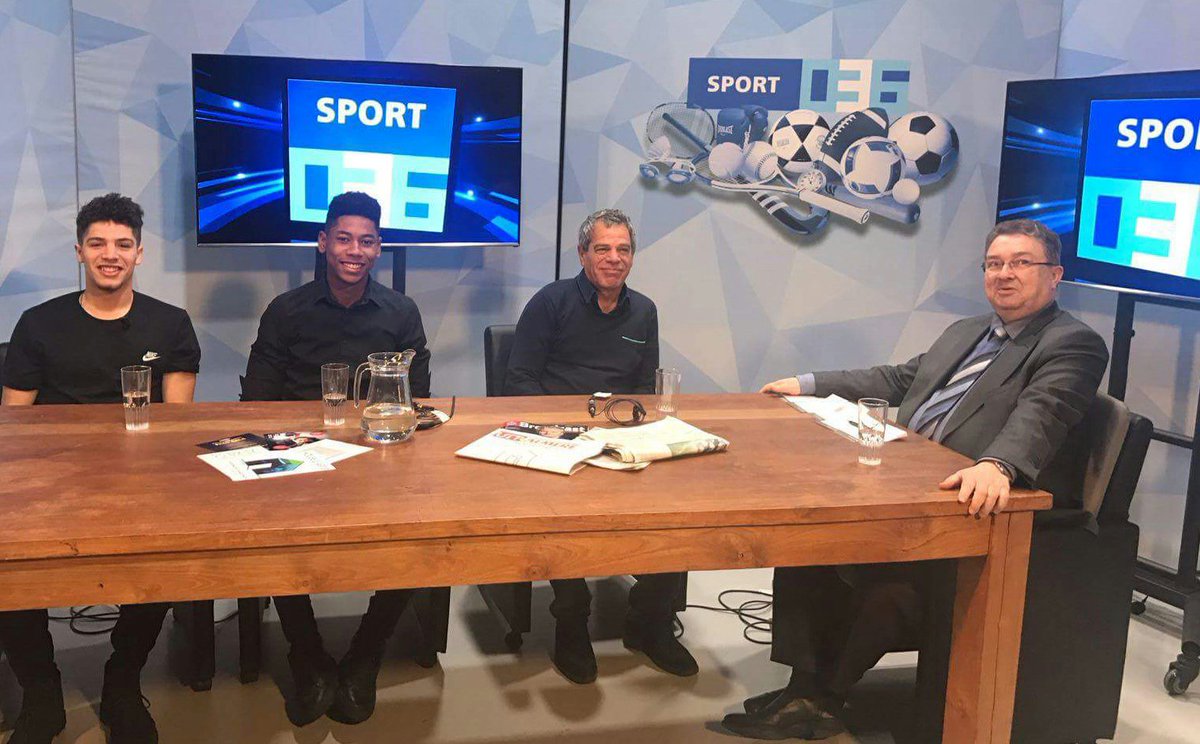 VANAVOND BIJ SPORT036 OP TV036: DE ALMEERSE HOCKEYCLUB

Tot vrijdag 19.00 uur ieder heel uur de herhaling.
