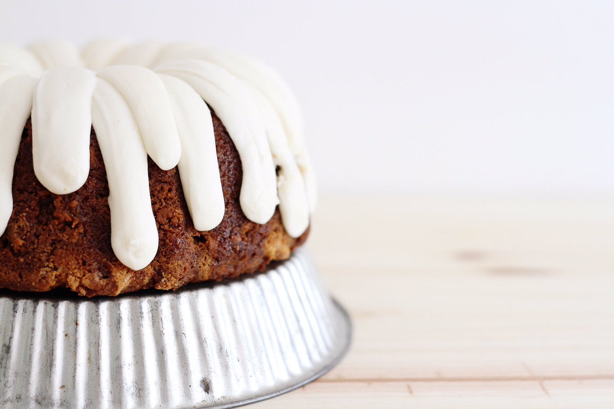 Our #Banana #Butterscotch #Chip #cake saluting its close cousin on #NationalBananaBreadDay!🍌🎊 #CreativeCakery #originalbundtbakery