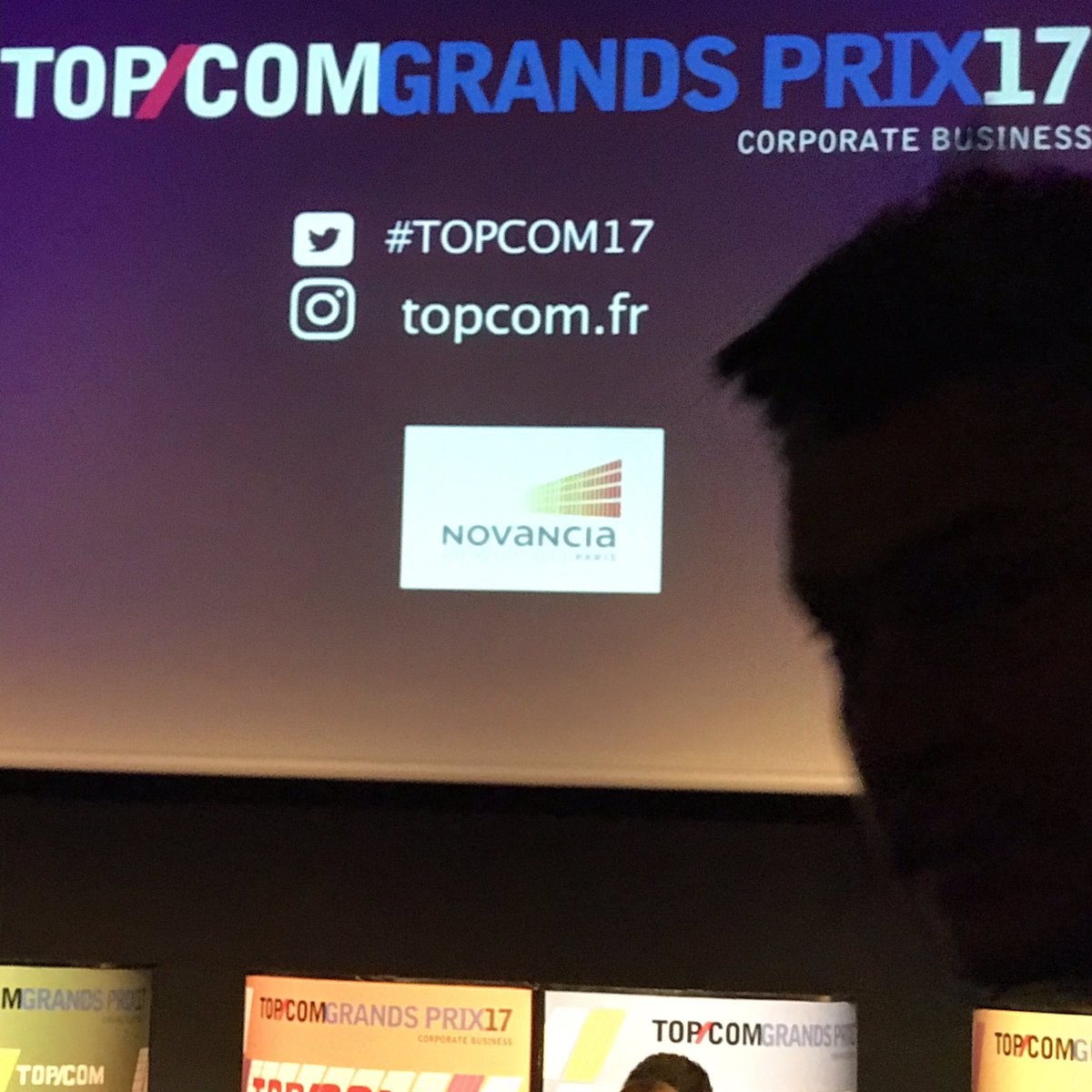 fstl_fr's tweet photo. En place pour la remise des prix #topcom17 avec @SwissLife_Fr et @VizeumF . Alors 🥇🥈ou🥉? https://t.co/mNALFXEwpT
