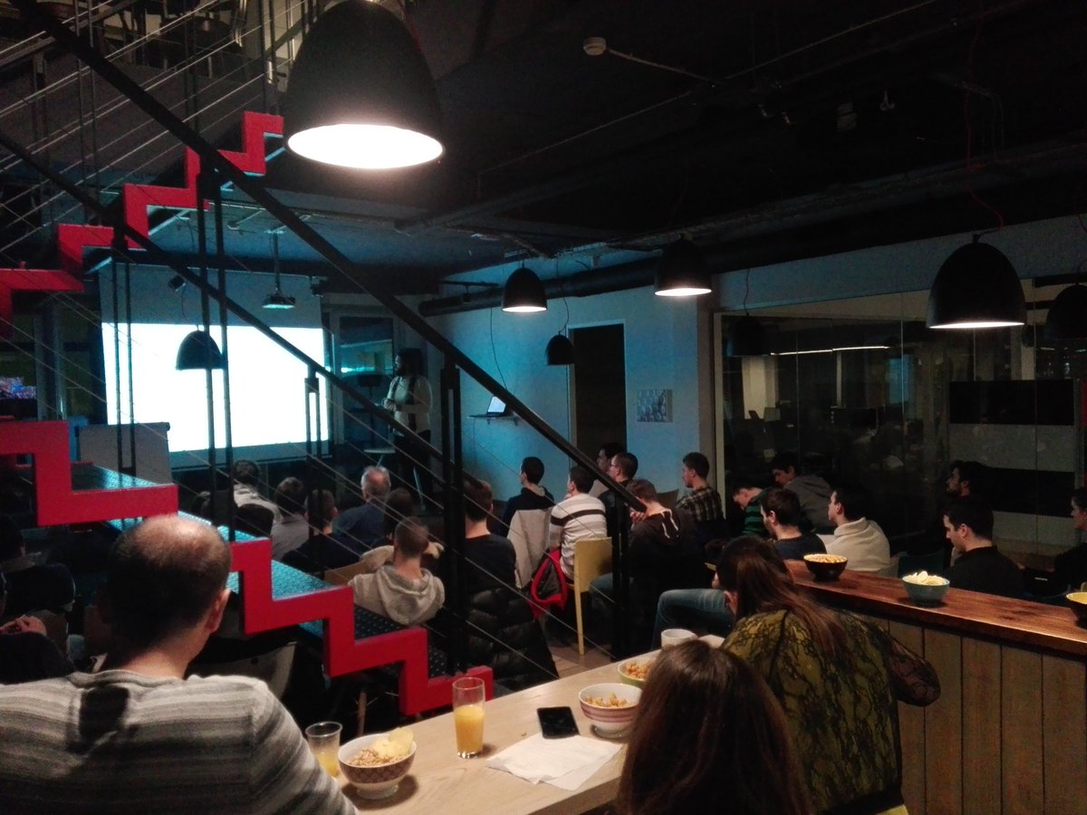 RakicBiljana's tweet photo. Drugo predavanje Mreže za developere @ExecomIT
#ExploreExecom https://t.co/R1hMcKyrCx