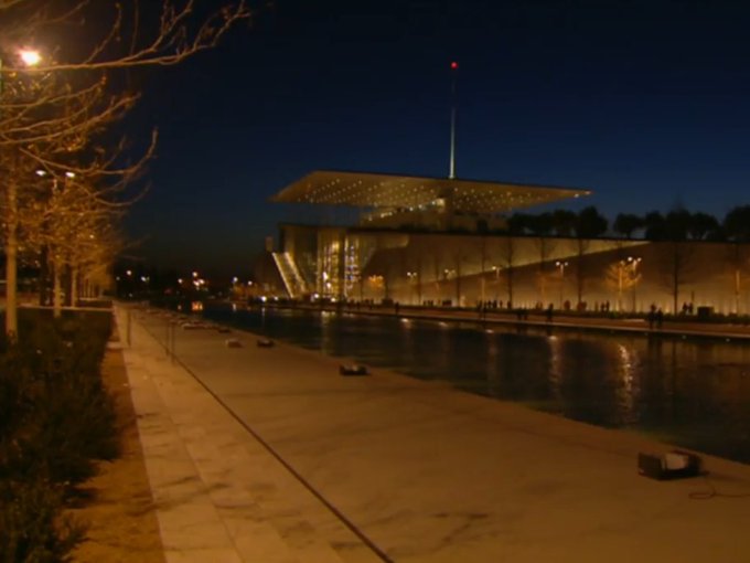 View image on Twitter