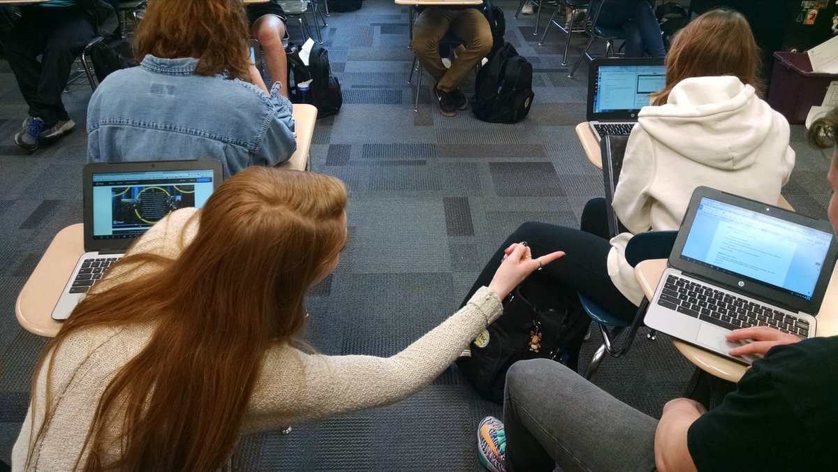 MrMadderom's tweet photo. Geography & World History classes working on Internet assignments for Digital Learning! #TSCDLDay #TSCSchools @tsctechdept @HHSPrincipal10 https://t.co/19tIxaXvEu