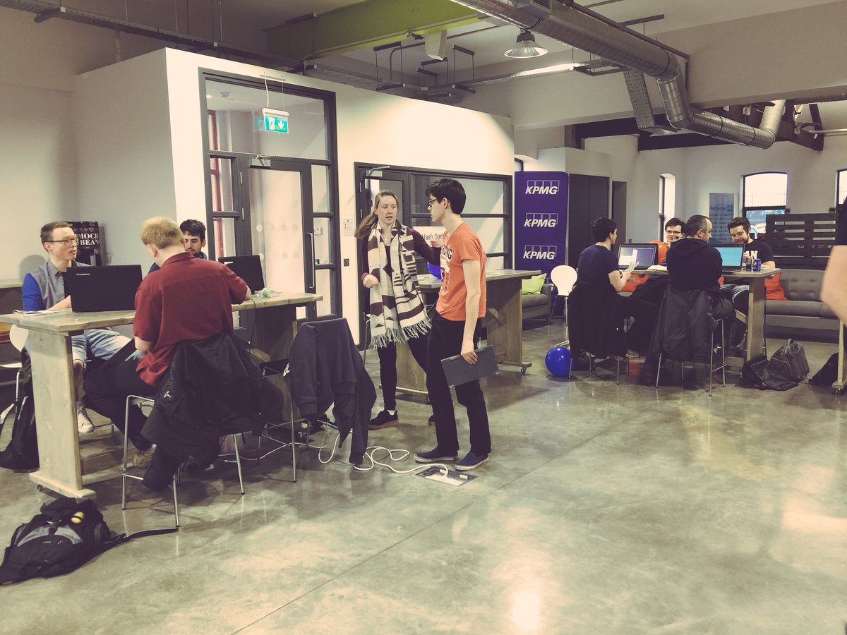GdgGalway's tweet image. Getting ready! #hashcode2017 #teams