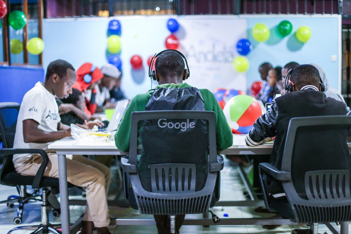 GoogleEnFrance's tweet image. Bonne chance au 26000 développeurs qui participent ce soir aux qualifications de #HashCode2017 💪 hashcode.withgoogle.com